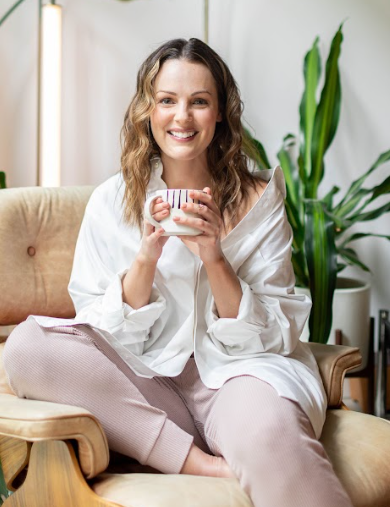 Logo from Kara Francis Coaching relationship coach website
